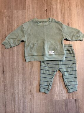 Cozy Vibes Green Baby Two-Piece Set